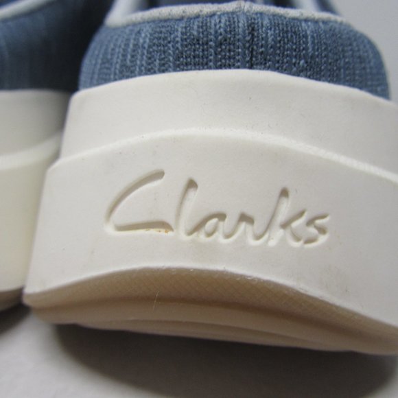 NEW! Clarks Light Blue Cloudstepper Slip On Sneakers - Size 7 - Picture 6 of 10